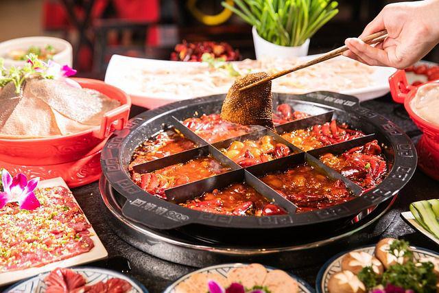 的味道：品味地道火锅麻将胡了网址老北京(图2)